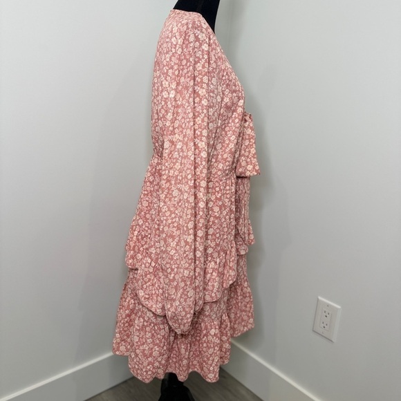 Floral Long Sleeve Mauve Deep V-Neck Cinched Waist Skater Dress - Picture 7 of 8